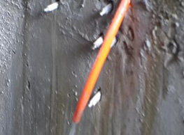 聚合物砂漿與環(huán)氧樹脂處理地鐵人行通道漏水